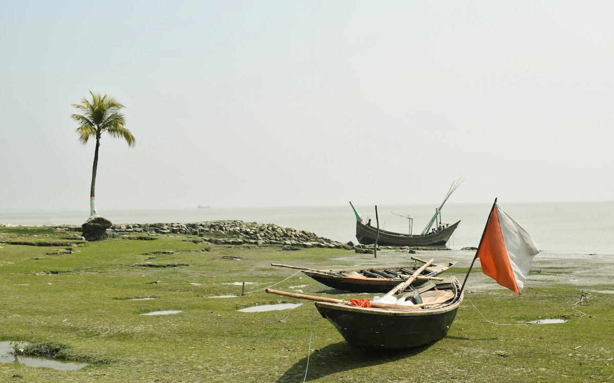 রংপুরে শীতবস্ত্র বিতরণ শুরু
